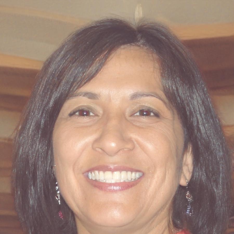 Portret Cosmina Drăgușanu